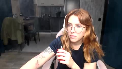 Regina online show from 11/05/25, 01:16