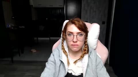 Regina online show from 11/20/25, 01:50