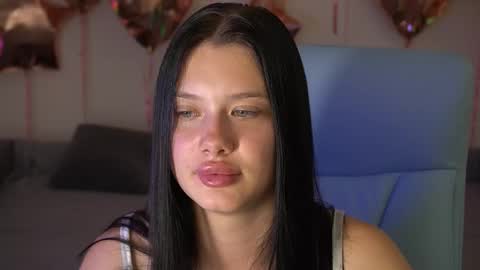 Snapshot of reginawine chatting on 09/18/25, 09:17 ReginaWine online show from 09/18/25, 09:17