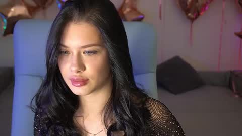 Snapshot of reginawine chatting on 09/19/25, 03:56 ReginaWine online show from 09/19/25, 03:56