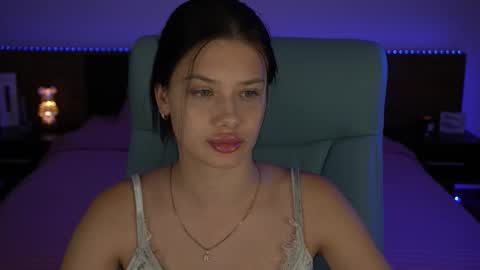 Snapshot of reginawine chatting on 10/12/25, 05:34 ReginaWine online show from 10/12/25, 05:34