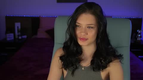 Snapshot of reginawine chatting on 11/02/25, 07:16 ReginaWine online show from 11/02/25, 07:16