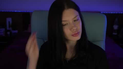 Snapshot of reginawine chatting on 11/03/25, 05:03 ReginaWine online show from 11/03/25, 05:03