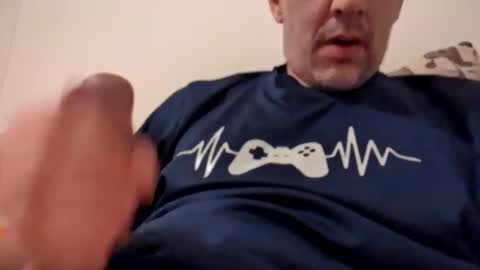 regularguy20 online show from 01/14/25, 08:41