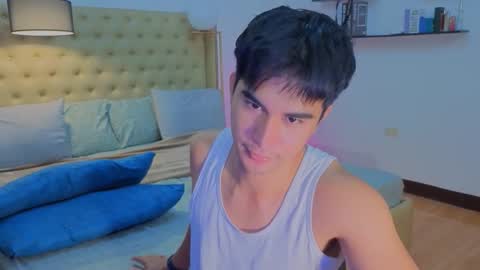 Snapshot of reidalert69 chatting on 09/14/25, 11:15 reidalert69 online show from 09/14/25, 11:15