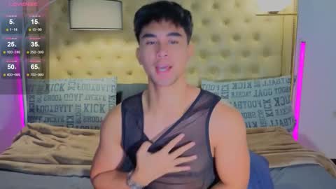 Snapshot of reidalert69 chatting on 11/12/25, 12:44 reidalert69 online show from 11/12/25, 12:44