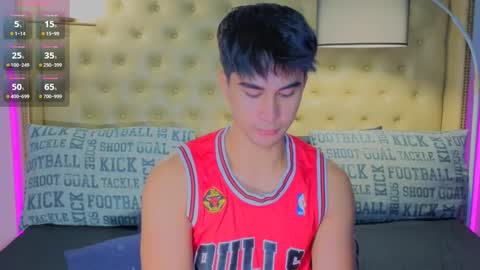 Snapshot of reidalert69 chatting on 11/20/25, 01:39 reidalert69 online show from 11/20/25, 01:39