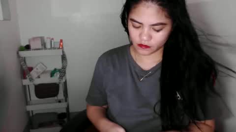 Snapshot of reign2525 chatting on 10/20/25, 11:32 reign2525 online show from 10/20/25, 11:32