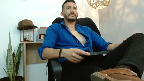   REIKO  online show from 01/21/25, 07:50