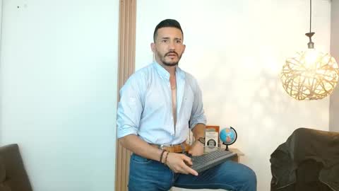   REIKO  online show from 01/30/25, 10:41