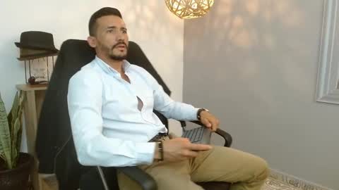   REIKO  online show from 02/05/25, 06:26