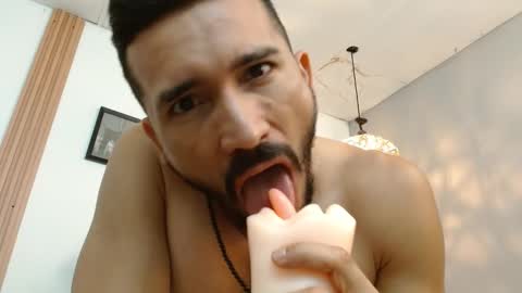   REIKO  online show from 02/17/25, 09:52