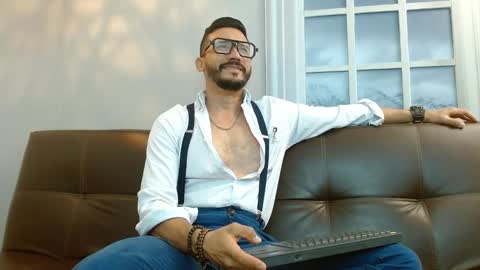   REIKO  online show from 03/05/25, 01:10