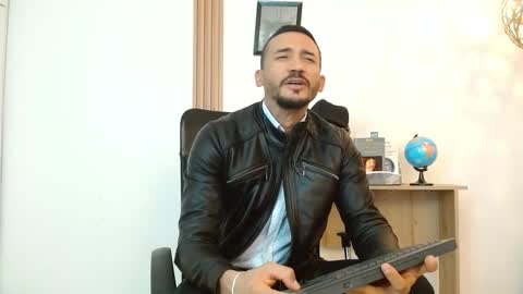   REIKO  online show from 09/12/25, 04:40