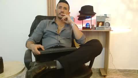   REIKO  online show from 11/08/25, 07:56