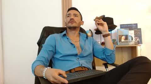   REIKO  online show from 11/10/25, 03:55