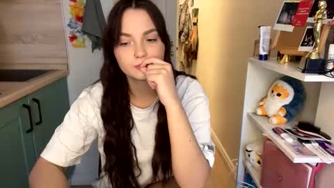 Snapshot of reilbelll chatting on 03/31/26, 02:39 Bell online show from 03/31/26, 02:39