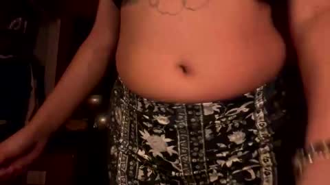 reinaassss online show from 12/20/25, 05:03