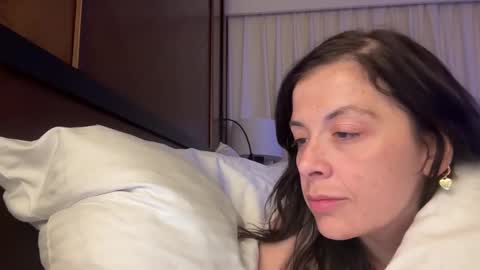 reinadelluna online show from 01/30/25, 04:27