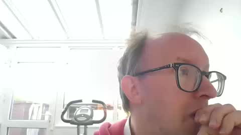 Snapshot of relaxnchat41 chatting on 09/22/25, 09:22 relaxnchat41 online show from 09/22/25, 09:22