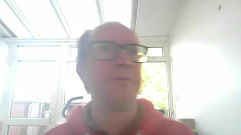 Snapshot of relaxnchat41 chatting on 09/29/25, 10:31 relaxnchat41 online show from 09/29/25, 10:31