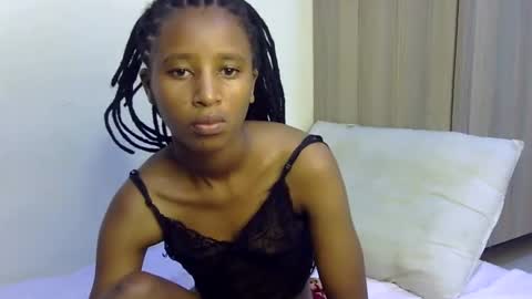 Snapshot of rellings_maya chatting on 01/08/25, 04:34 rellings-maya online show from 01/08/25, 04:34