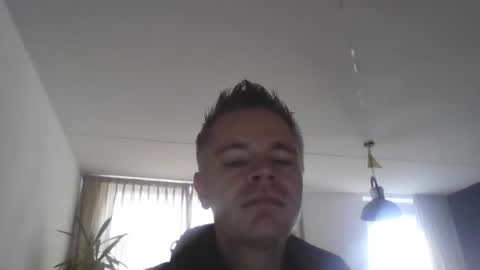 remcoa online show from 11/05/25, 01:22