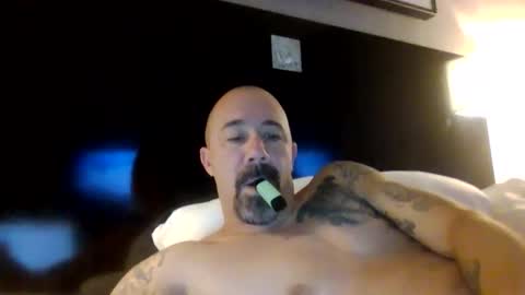 Snapshot of remington543 chatting on 11/19/25, 12:05 remington543 online show from 11/19/25, 12:05