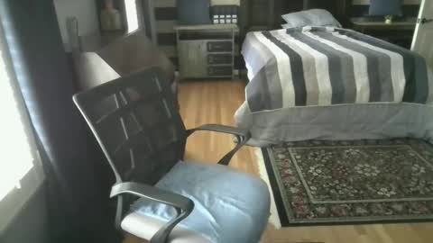 Snapshot of ren_and_stempie chatting on 10/21/25, 05:13 ren_and_stempie online show from 10/21/25, 05:13