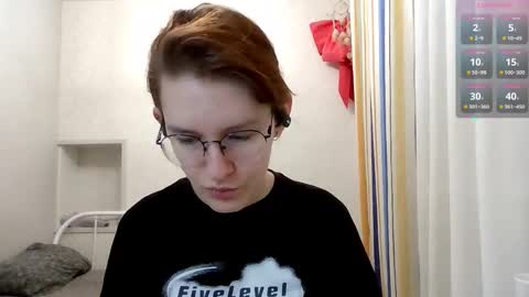 Snapshot of renaeblaski chatting on 02/05/26, 05:06 Claire online show from 02/05/26, 05:06