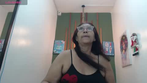 renata_milf_ online show from 12/23/24, 11:47