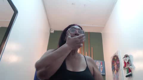 renata_milf_ online show from 01/03/25, 11:57