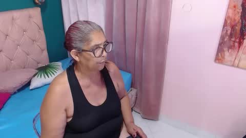 renata_milf_ online show from 10/23/25, 11:53