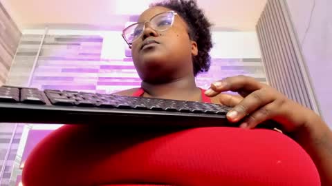 Snapshot of renatafoxter chatting on 04/29/26, 05:30 nataly online show from 04/29/26, 05:30