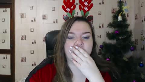 renataoia online show from 01/01/25, 02:20