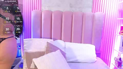 Snapshot of renatapeach chatting on 07/27/26, 11:17 RenataPeach online show from 07/27/26, 11:17