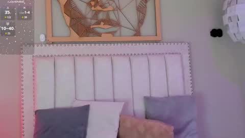      online show from 02/20/25, 03:08