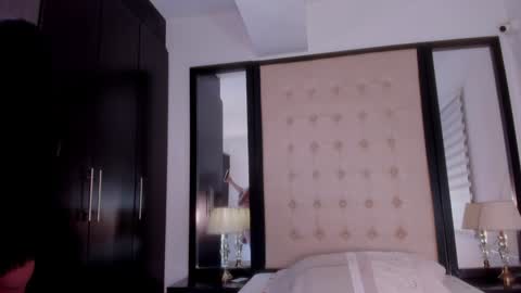 Renata. online show from 12/11/24, 11:00