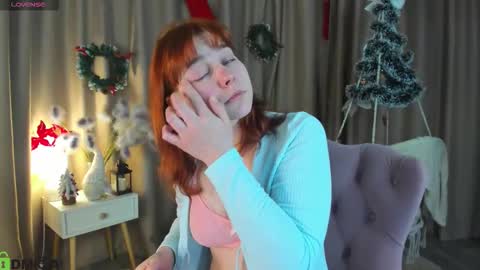 rene_shine online show from 12/22/25, 03:42