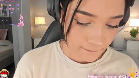 Snapshot of renee_shelby_ chatting on 02/27/25, 08:42 Renee Shelby online show from 02/27/25, 08:42