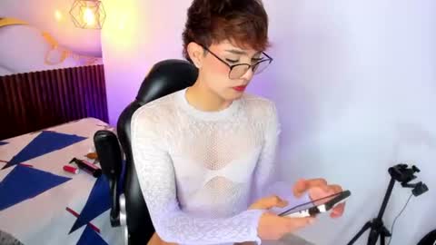 reneepaz online show from 06/22/26, 07:11