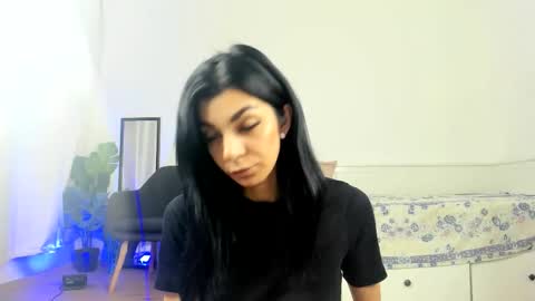 Rena online show from 03/31/26, 03:08