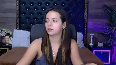 renesmesweet online show from 10/21/25, 05:08