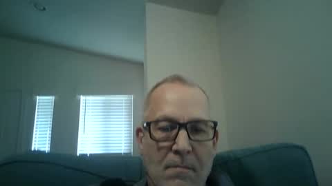 Snapshot of renewaz chatting on 02/02/26, 06:28 Renewaz online show from 02/02/26, 06:28