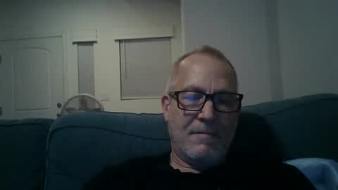 Snapshot of renewaz chatting on 02/07/26, 03:43 Renewaz online show from 02/07/26, 03:43