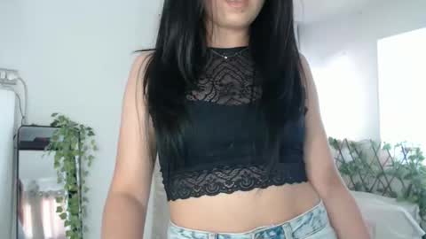 Snapshot of reneyy chatting on 04/26/26, 02:48 reneyy online show from 04/26/26, 02:48