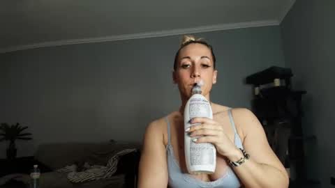 ReniGendur online show from 04/17/26, 07:50