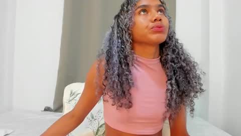 Snapshot of rennatta_sx chatting on 02/24/25, 12:26 Renata online show from 02/24/25, 12:26