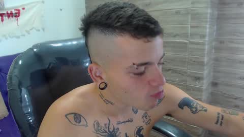 R E N E  online show from 12/05/24, 03:59