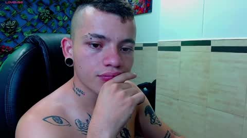 R E N E  online show from 01/12/25, 05:13